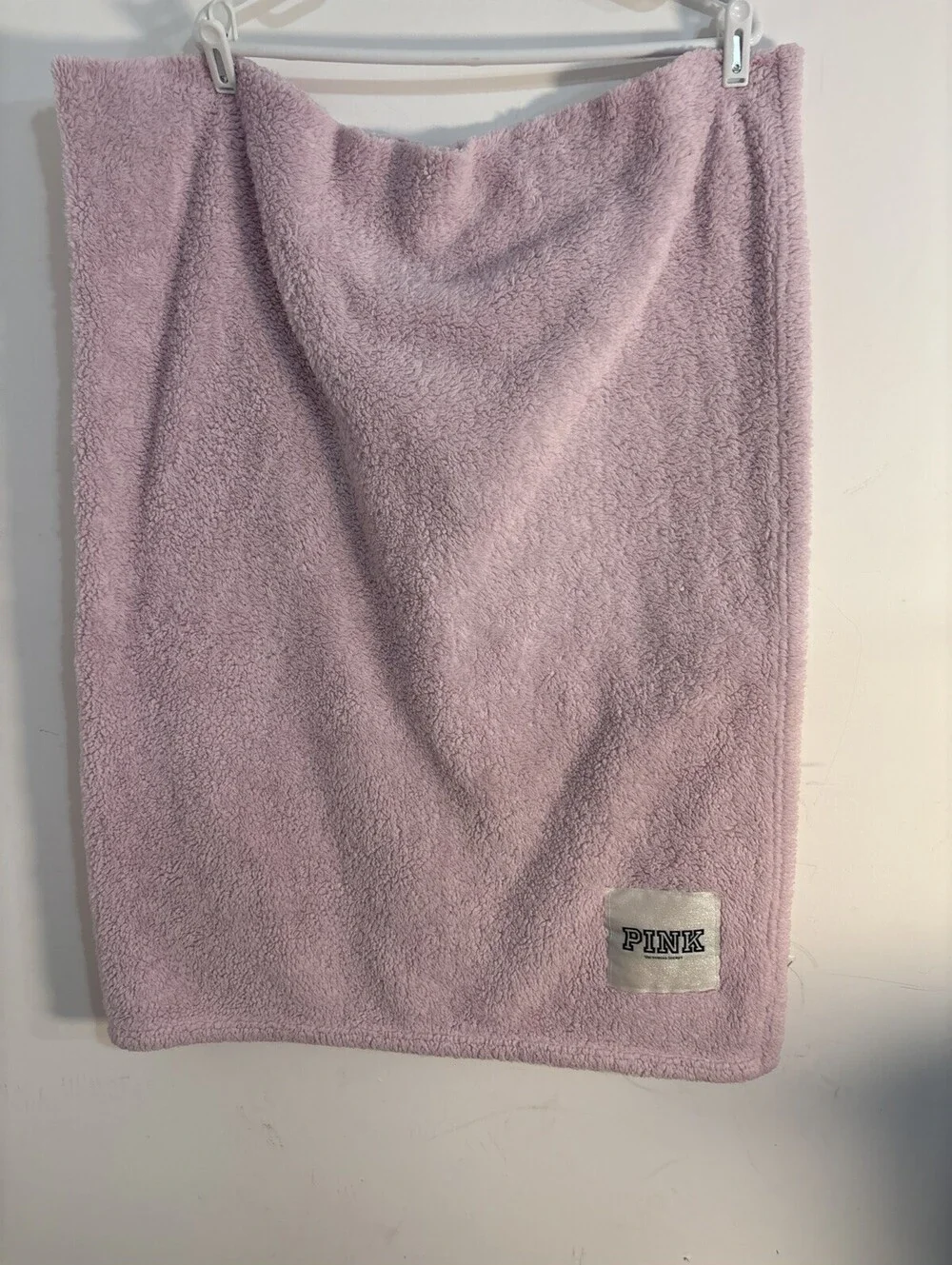Victoria's Secret PINK light pink fuzzy fleece blanket